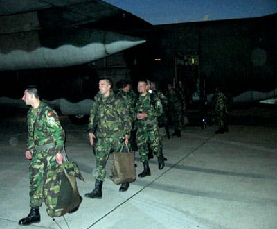 Kosovo: 13 agentes da PSP em missão da UE - TVI