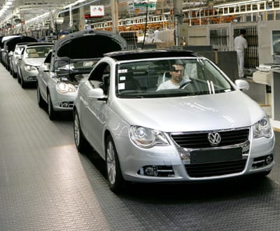 Autoeuropa: fim do VW Eos leva ao despedimento de 300 pessoas - TVI