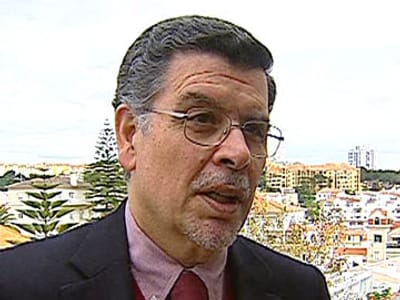 António Capucho: queixa do BE à CNE é «ridícula» - TVI