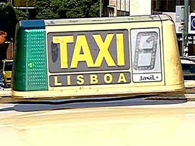 ANTRAL diz que crise tem beneficiado negócio nos táxis - TVI