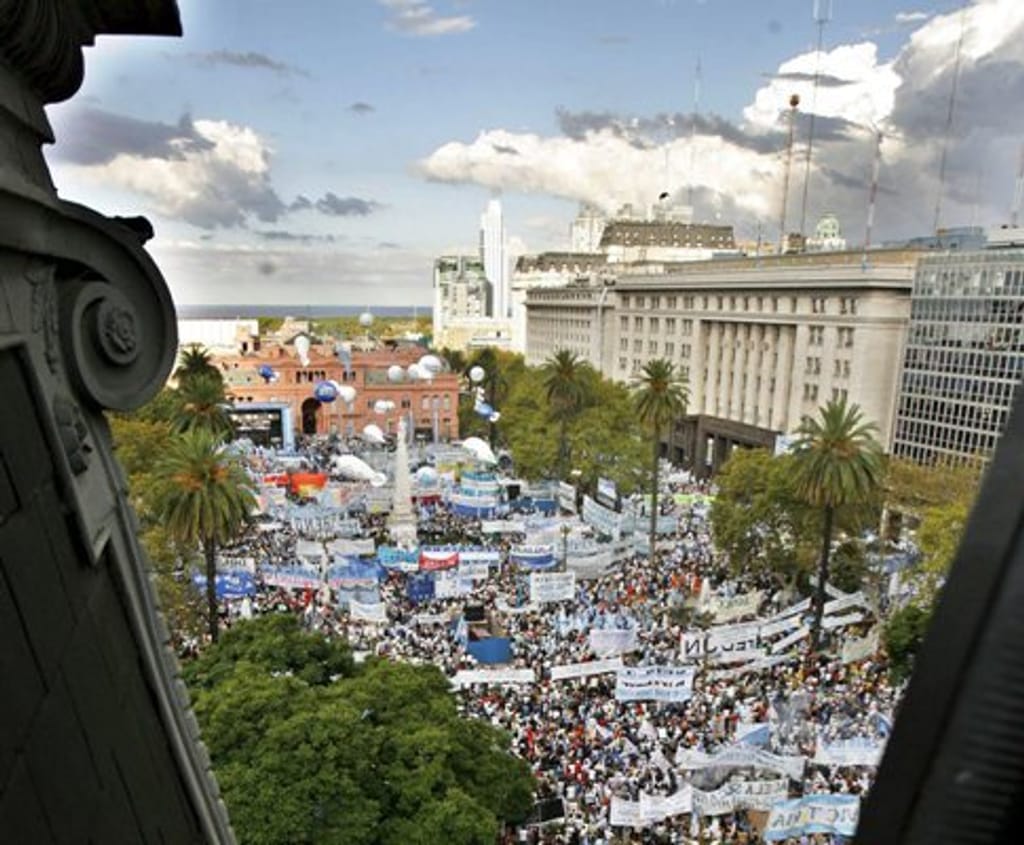 Manifestação em Buenos Aires (foto EPA/LOE LE VALLE)
