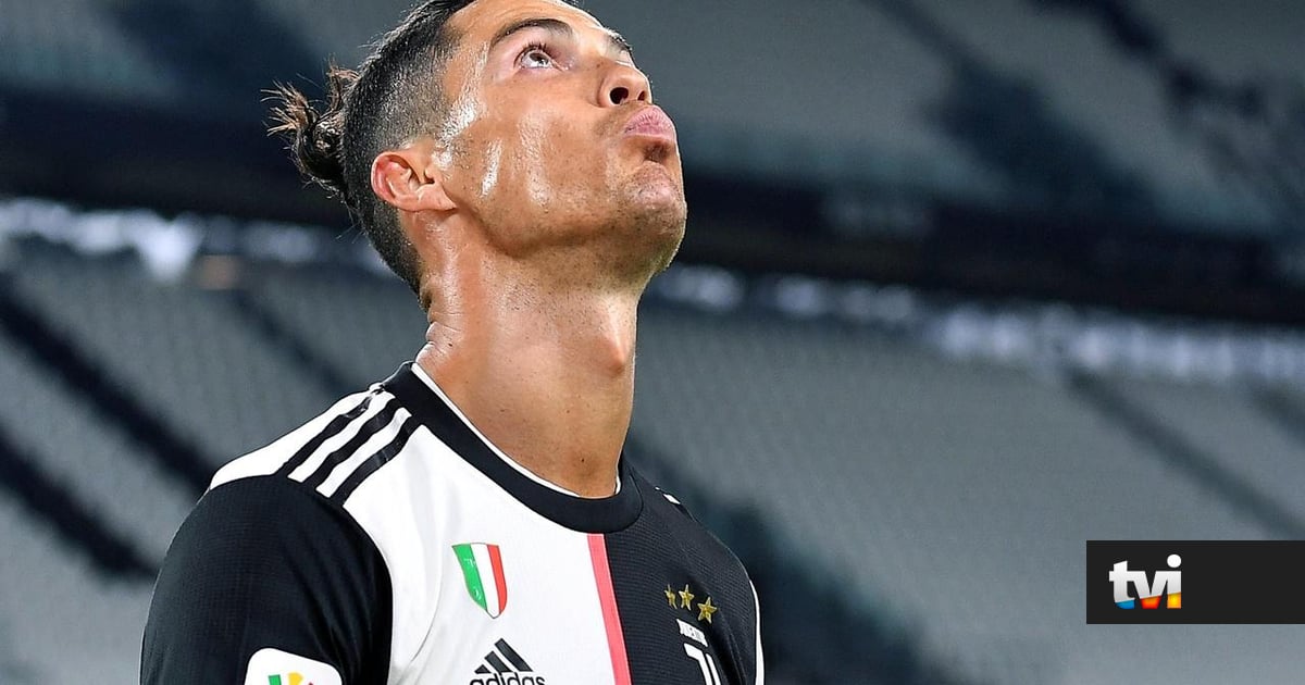 Ronaldo, Figo e Eusébio nomeados para o ″Bola de Ouro Dream Team″