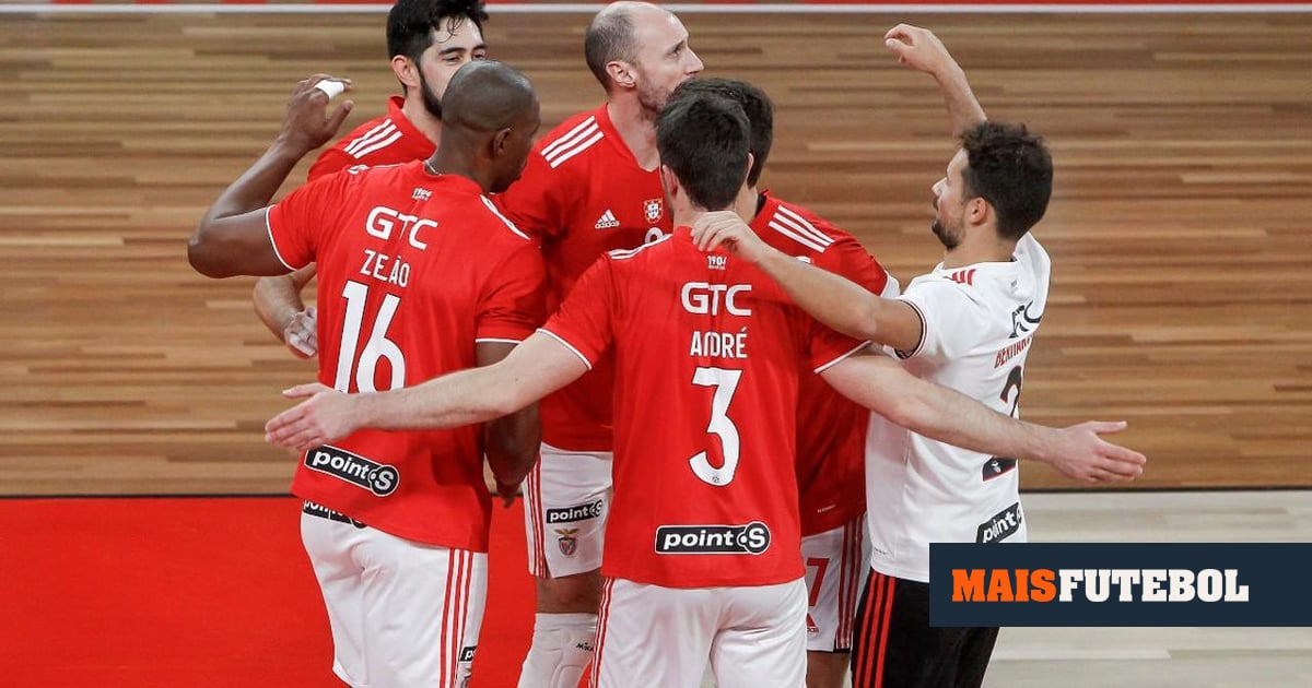 Voleibol: Benfica vence dérbi com o Sporting na Luz thumbnail