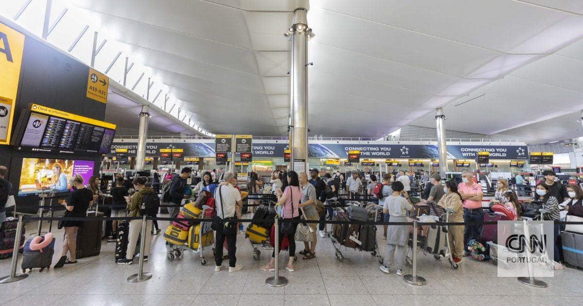 Chaos auf britischen Flughäfen: Nationaler IT-Ausfall ist die Hauptursache