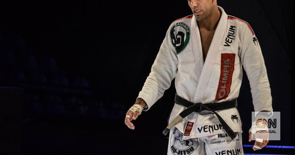 Campeão mundial de jiu-jitsu em morte cerebral após ser baleado por polícia  militar durante concerto no Brasil - CNN Portugal