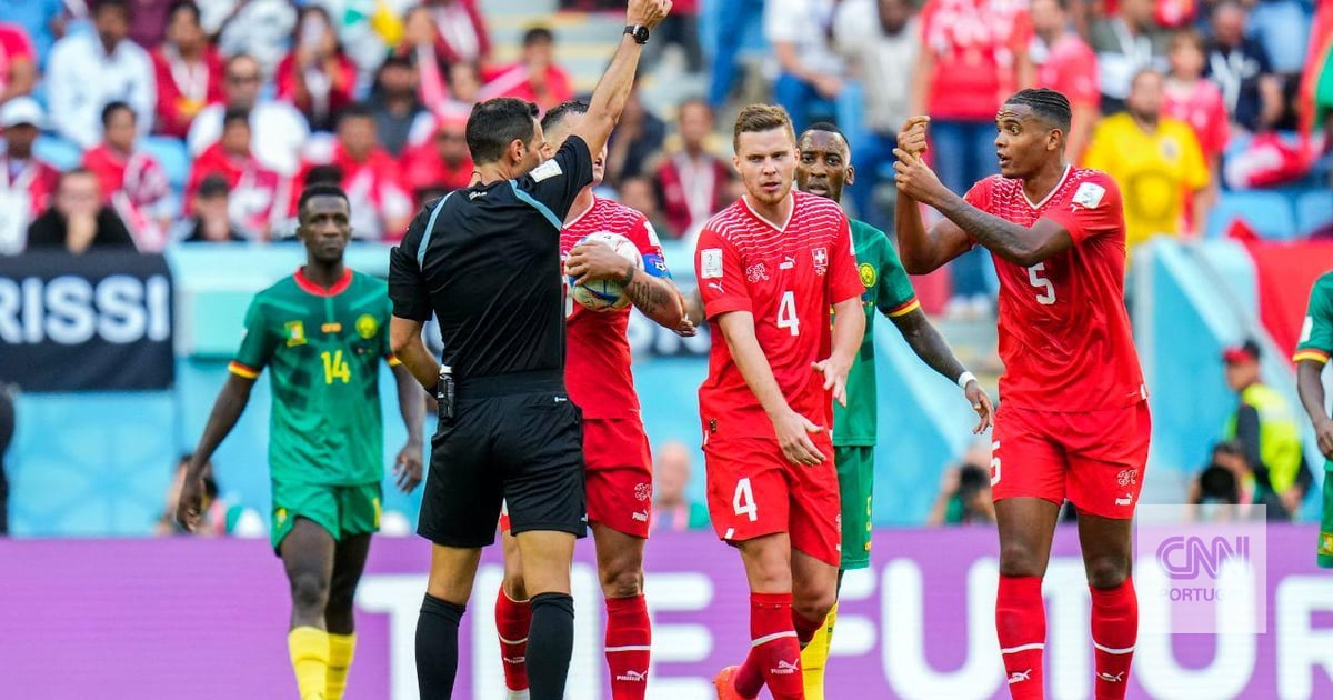 Árbitro francês apita jogo entre Brasil e Coreia do Sul nas