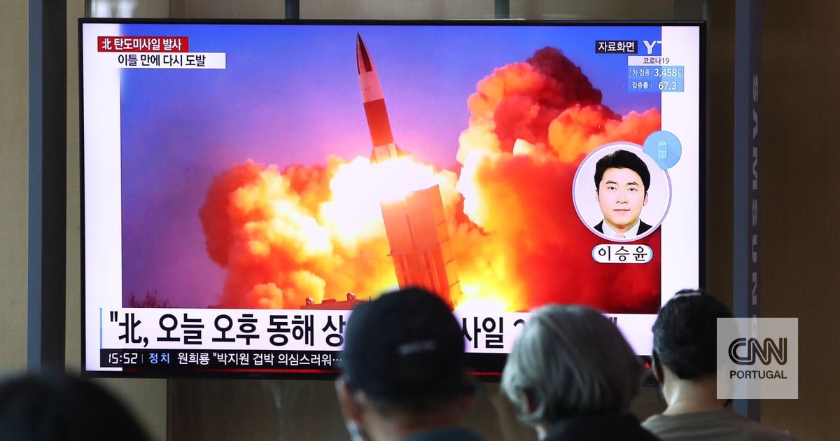 Nordkorea startet eine ballistische Rakete und Japan fordert die Bevölkerung auf, Zuflucht zu suchen