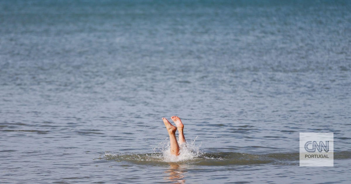 Federação de Nadadores Salvadores alerta para alto risco de afogamento –  Observador