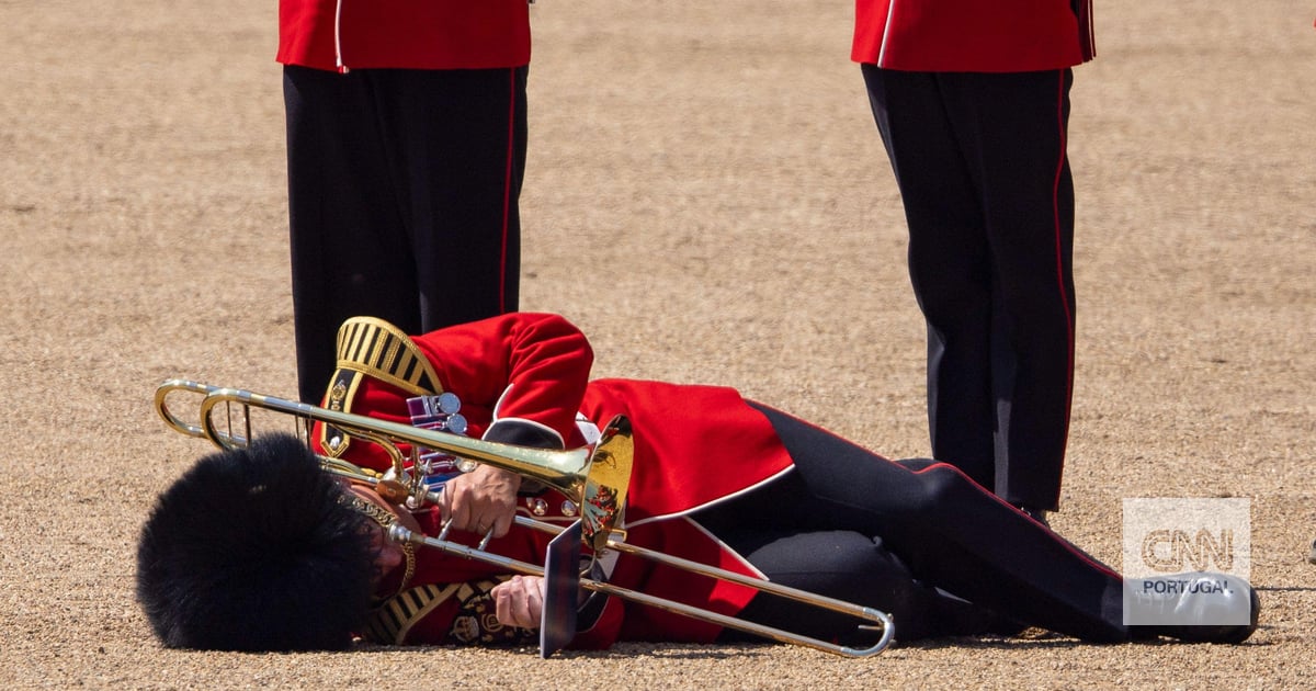 At least three royal guards fainted from the heat during a military parade rehearsal