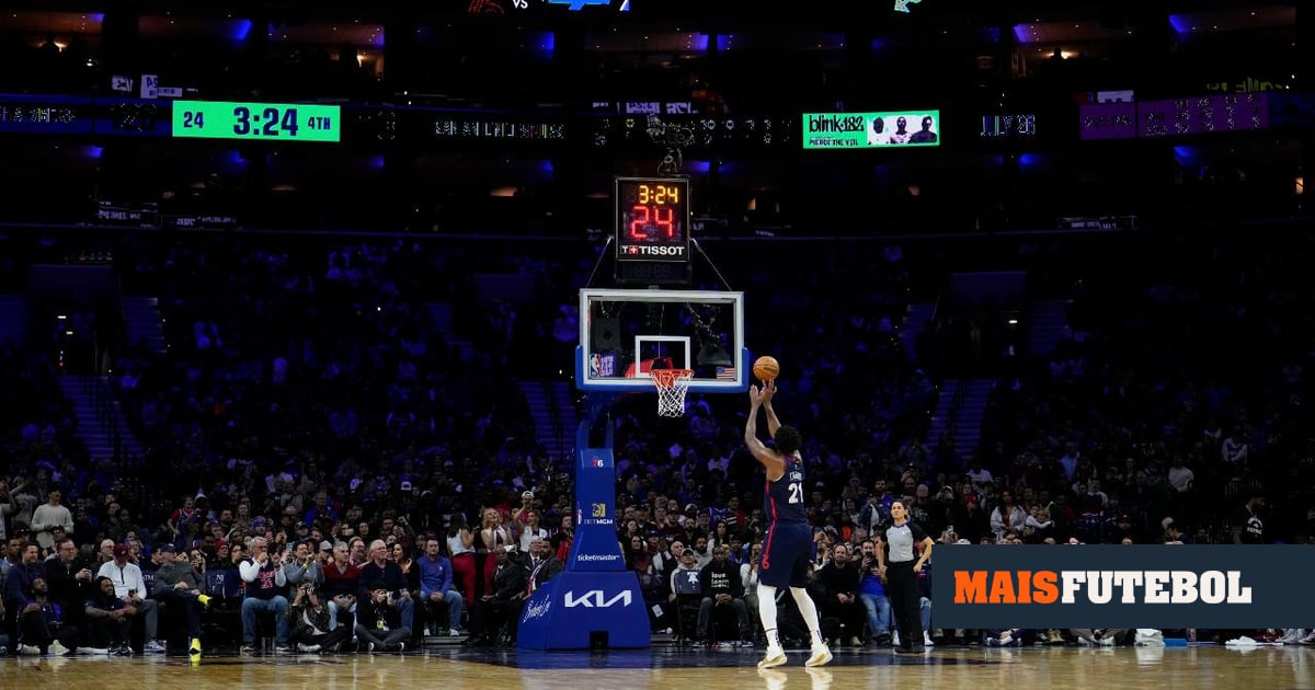 NBA : Joel Embiid marque 70 (!) points lors de la victoire des 76ers