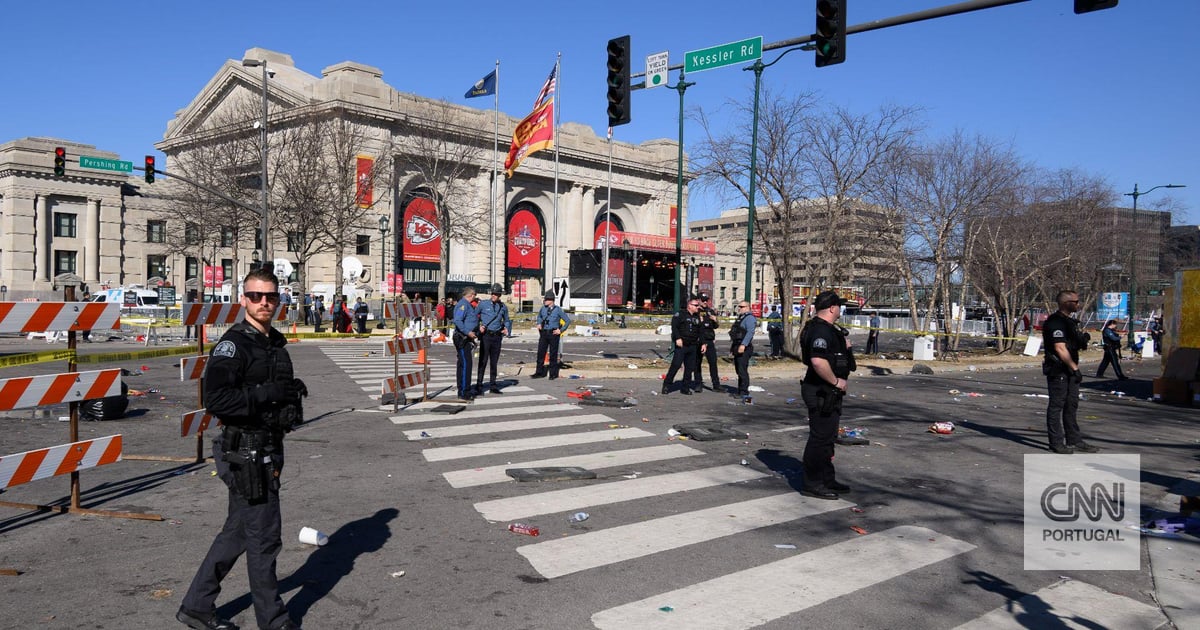 At least one dead and several wounded in a shooting during a Super Bowl celebration