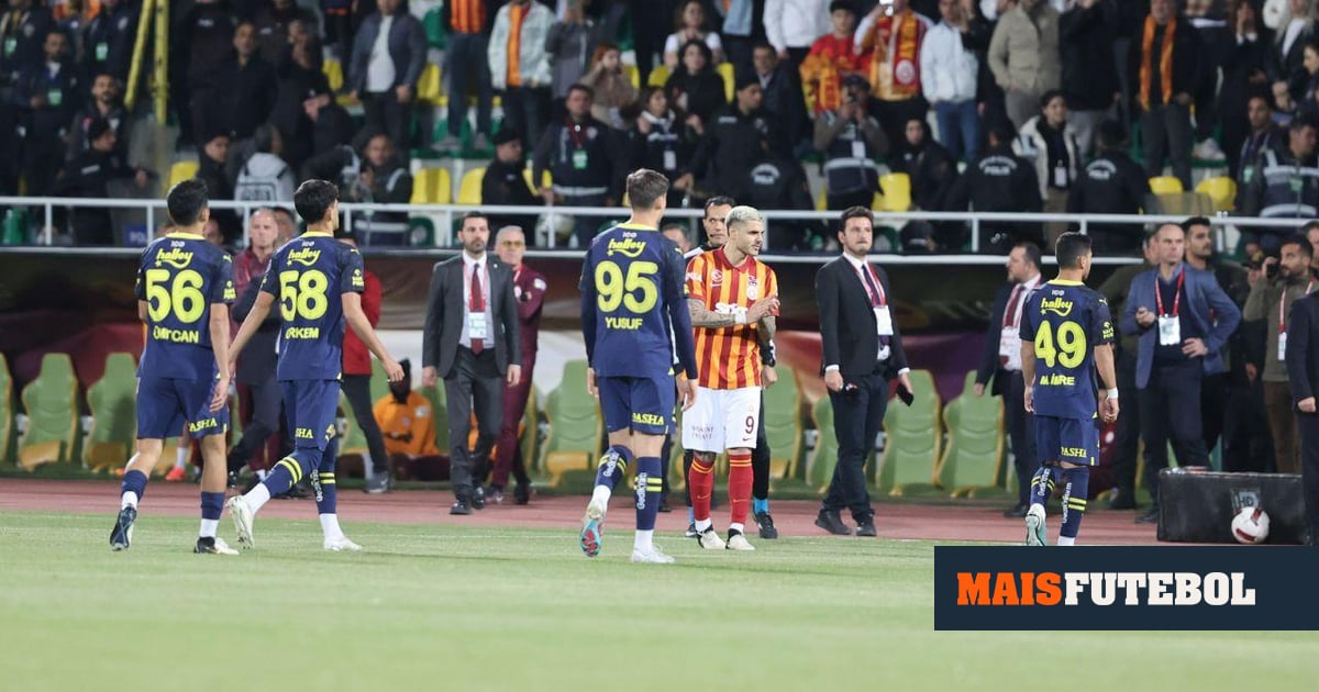 Kontroverse in der Türkei: Fenerbahce bricht das Supercup-Spiel nach 3 Minuten ab