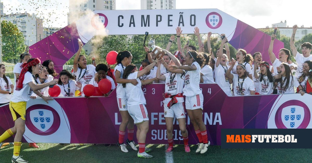 Futebol feminino: Benfica é campeão de juniores após golear Sporting