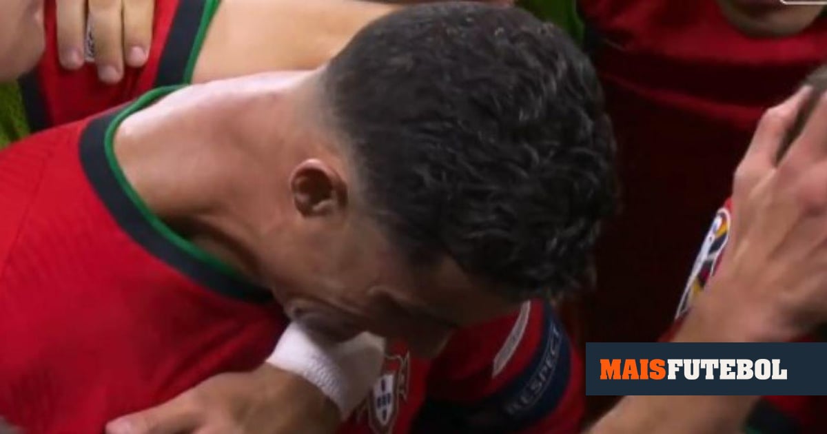 VÍDEO: Ronaldo chora e recebe apoio dos companheiros depois do penálti